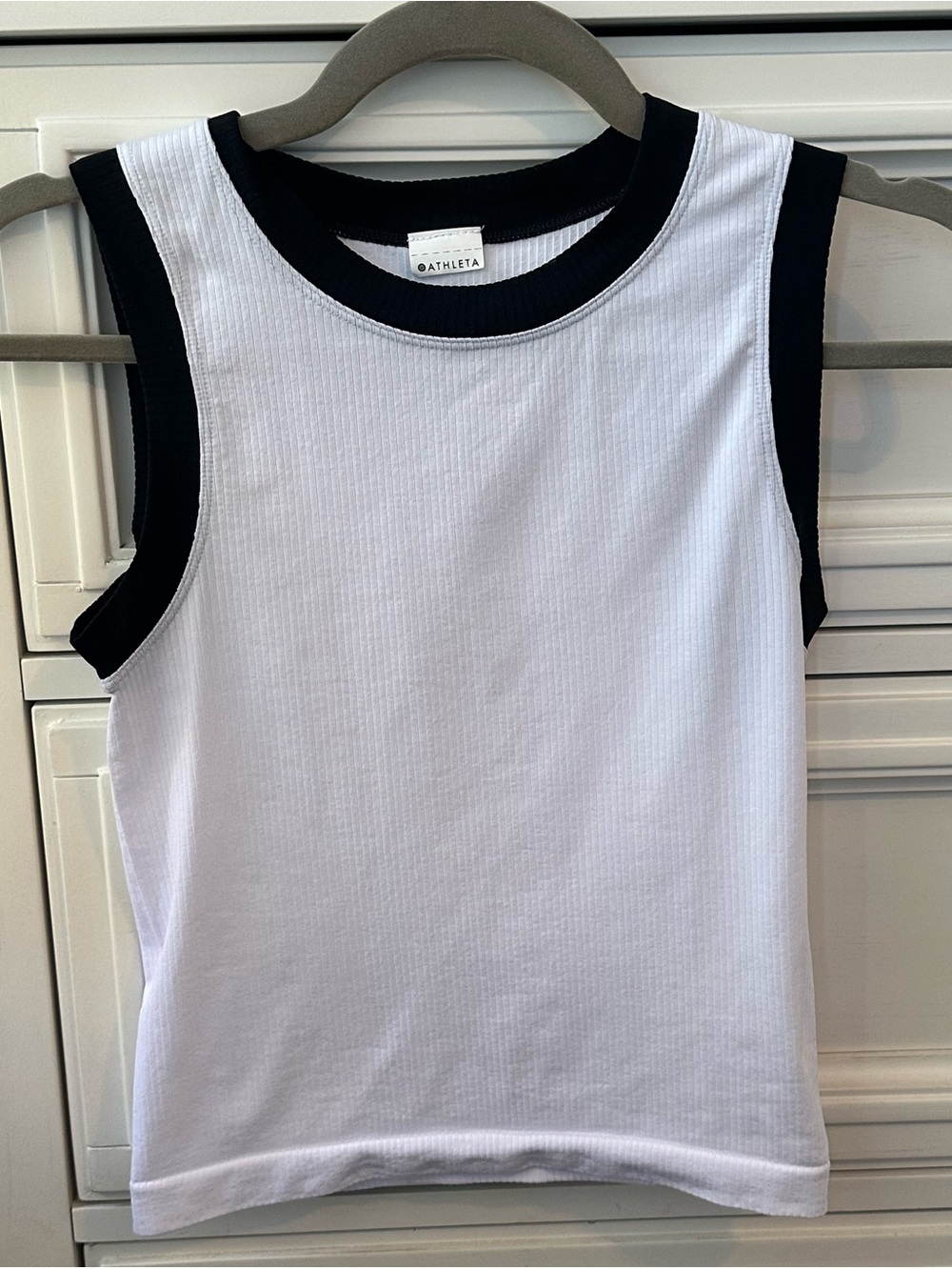 Athleta Seamless White Ribbed Cropped Muscle Tank
